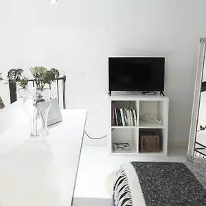 Апартаменты Comecasa Grazioso Loft In Crocetta, Милан